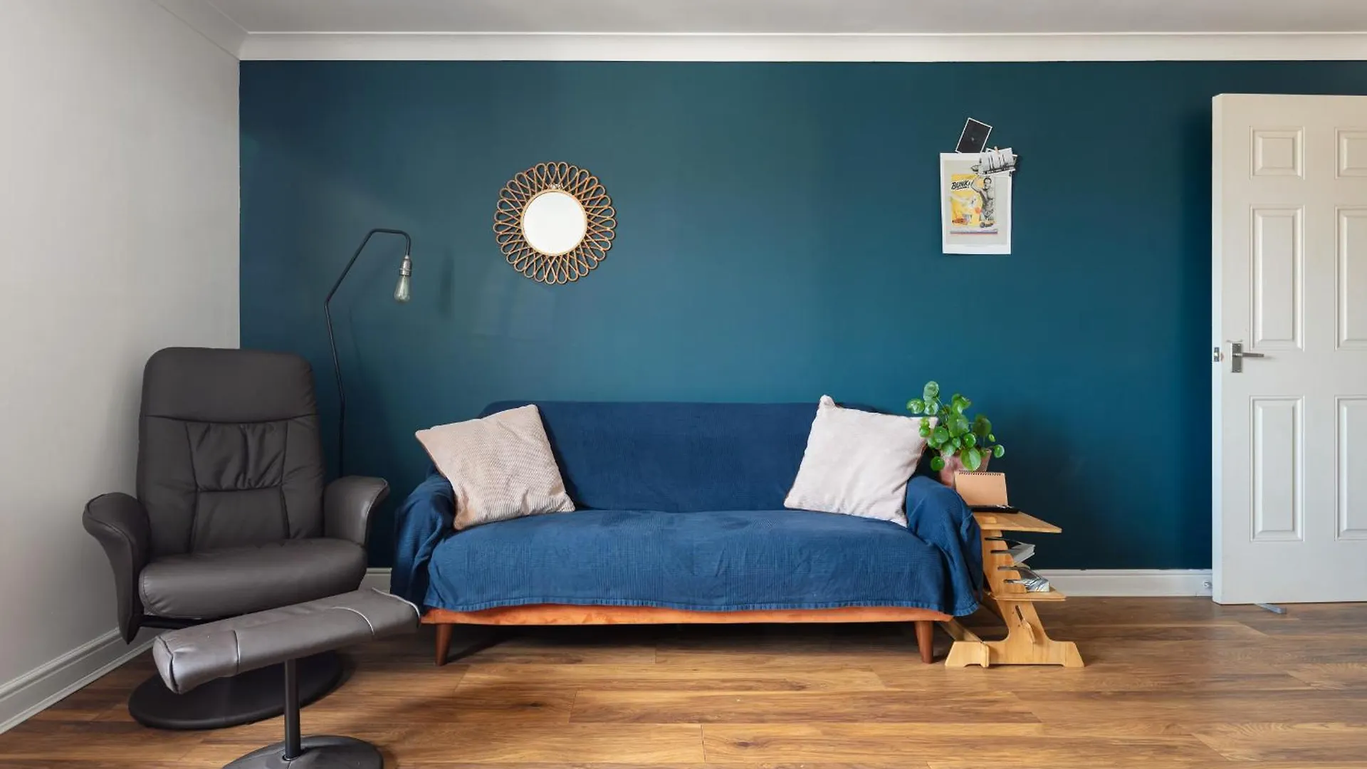 Orange Flat By Lower Regent Canal Apartment London
