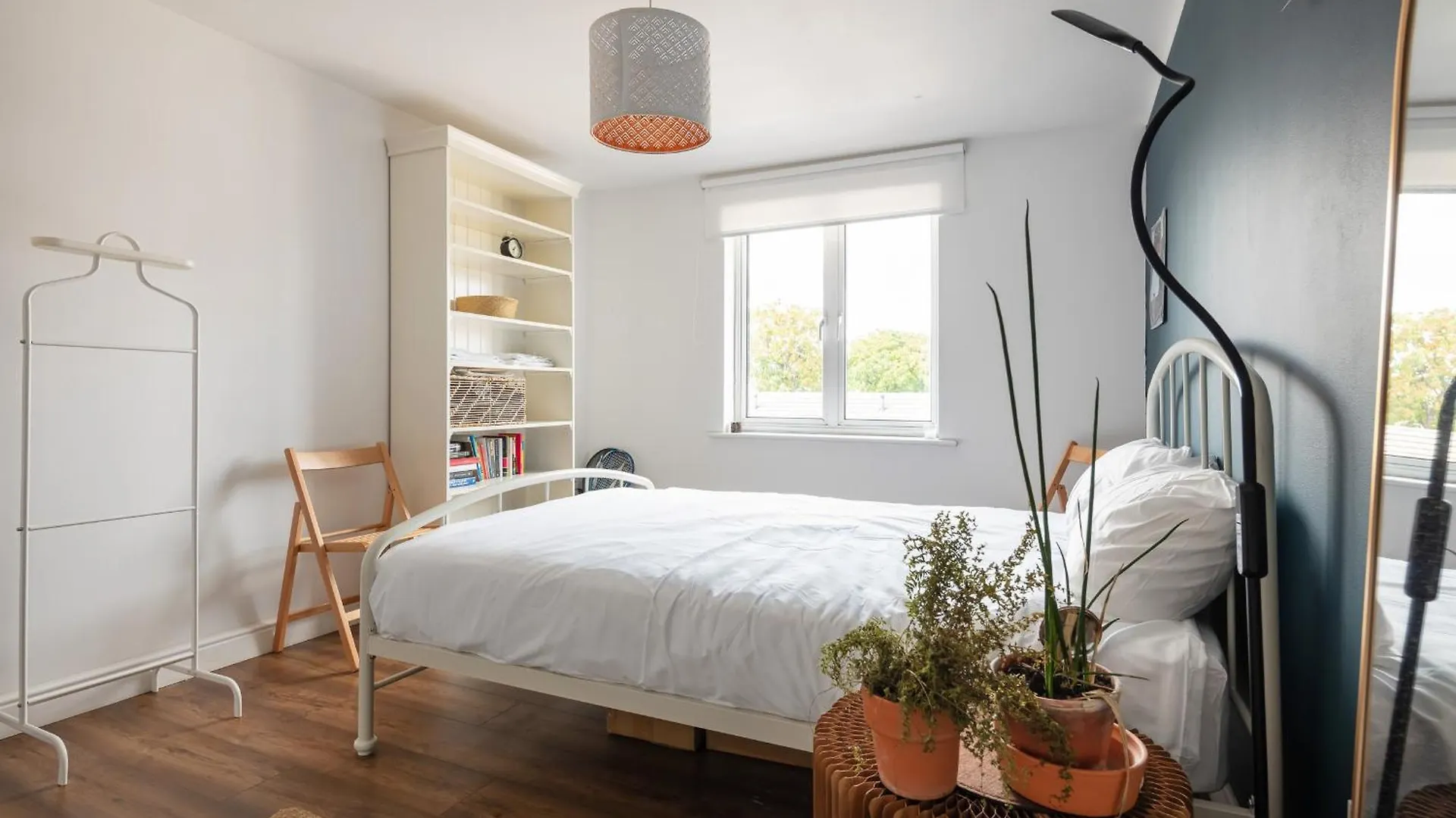 Orange Flat By Lower Regent Canal Apartment London